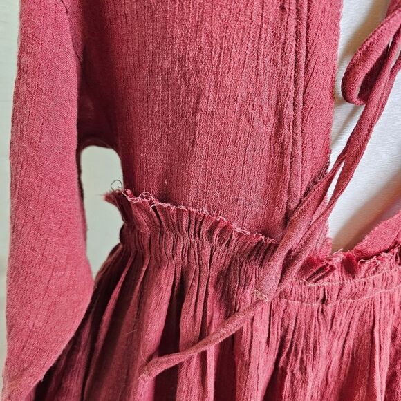 Peach Love California Red Bohemian Surplice Mini Dress Size Small - Picture 7 of 12